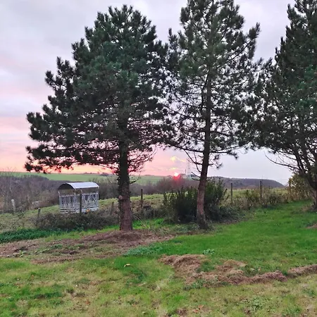 Kemping Roulotte Avec Vue Sur La Mer, Proche D'etretat Saint-Jouin-Bruneval